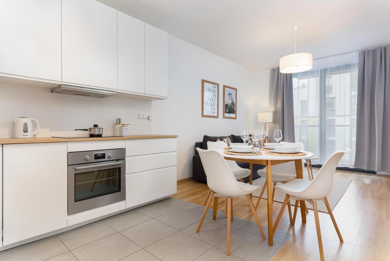 Butas Kasprzaka By Renters Warsaw